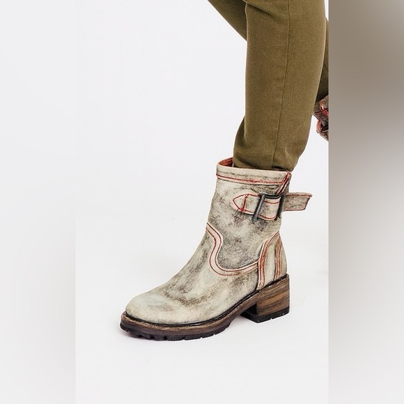 Walk by Faith Vintage Shoes - Walk by Faith Vintage Exene Distressed Moto Combat Boots – Size 6
